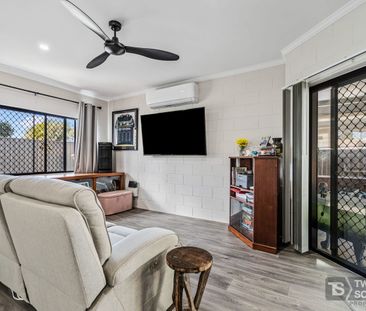 Renovated Gem in Mount Sheridan - Photo 5