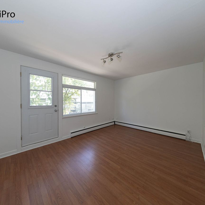 1325-1345 8e avenue - Photo 1