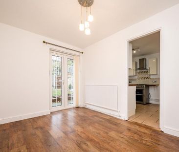 3 bedroom semi-detached house to rent - Photo 2