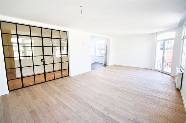 Quartier Louise! Magnifique Appartement NON MEUBLE une chambre - Photo 1