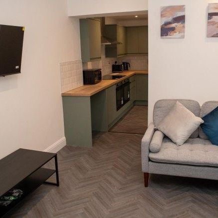 2 bedroom flat to rent - Photo 1
