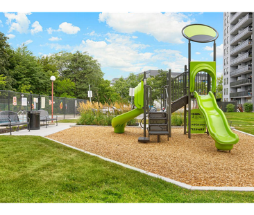 7110 Darcel Avenue - Photo 1