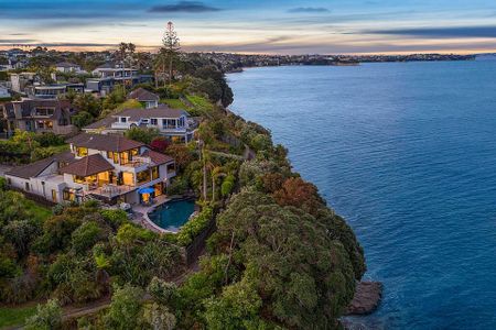 Waterfront, Views and Privacy – 4 Bedroom, 3 Bath - Photo 3
