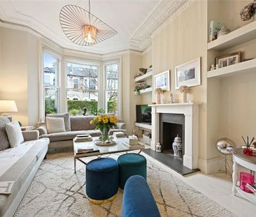 4 bedroom terraced house to rent - Photo 1