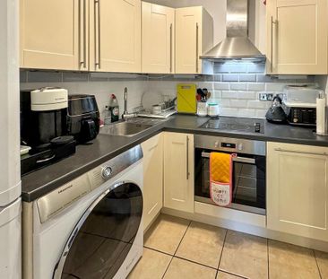 1 bedroom flat to rent - Photo 5