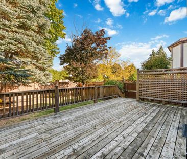 For Lease - 7 Castlethorpe Crescent, South of Baseline to Knoxdale,... - Photo 4