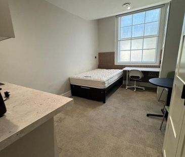 1 bedroom property to rent - Photo 2