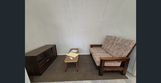 Situated in a quiet township close to Mannum, this cosy unit will be snapped up fast! - Photo 1