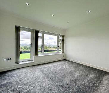 4 bedroom detached house to rent - Photo 3