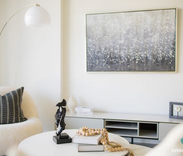 One Bedroom plus STUDY Apartment - Photo 3