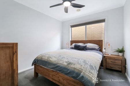 SETTLE IN BEFORE CHRISTMAS - Photo 5