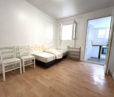 Appartement Paris 1 pièce(s) 30.52 m2 - Photo 1