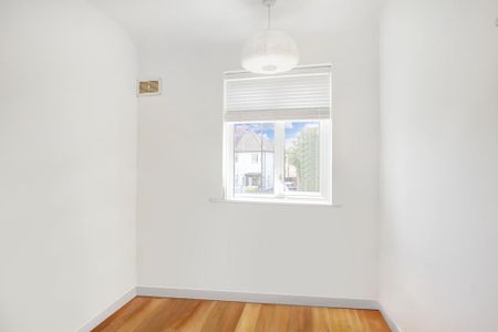 3 bedroom terraced house to rent - Photo 3