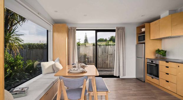 Two Bedroom - Fully Furnished - Photo 1