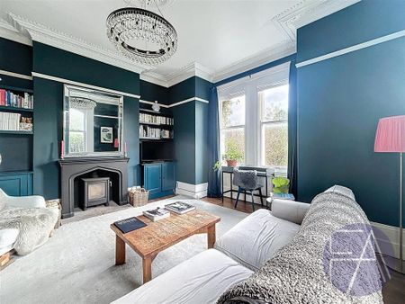 4 bedroom terraced house to rent - Photo 2