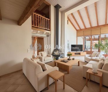 Charming family home on three levels with garden - Photo 2