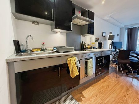 1 bedroom apartment to rent - Photo 3