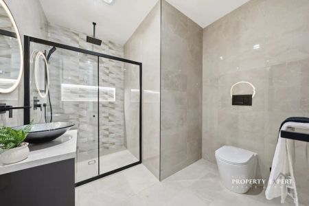 “Brand New Stunner In Prime Rouse Hill Heights Estate !” - Photo 3