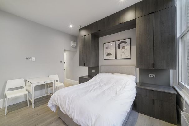 Studio to rent - Photo 1