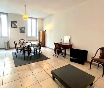 T2 meublé – Carré d’Or / Boulevard Périer (Marseille 8e) - Photo 4