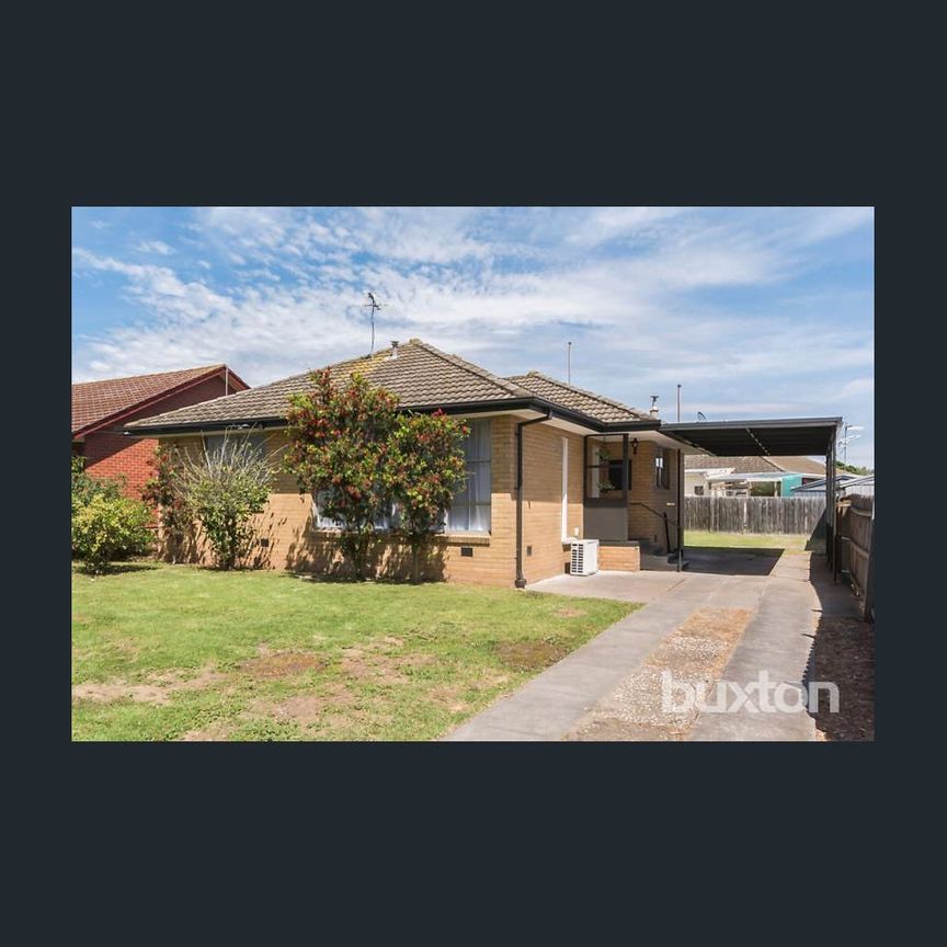 Neat and tidy family home - Photo 1