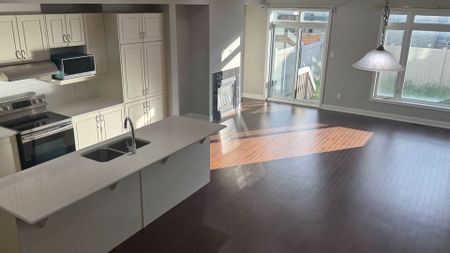 For Lease - 771 TWIST Way, Kanata, Ontario - Photo 3