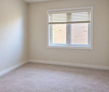 For Lease - 7 Port Arthur Crescent, Richmond Hill, Ontario - Photo 5