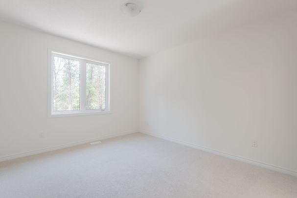 For Lease - 53 Hillcroft Way, Kawartha Lakes, Ontario - Photo 1