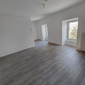 Location Appartement à LA COTE ST ANDRE - Photo 2