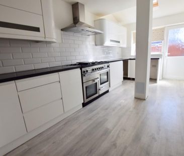 Barrow Close, Coventry - 3 BEDROOM - CLOSE TO UHCW - Photo 6