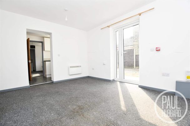 Beresford Road, Lowestoft, Suffolk - Photo 1