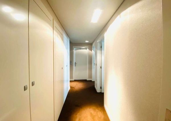4 Bedroom Apartment with parking, Telheiras, Lisboa