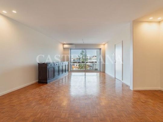 Apartamento T4 - Photo 1