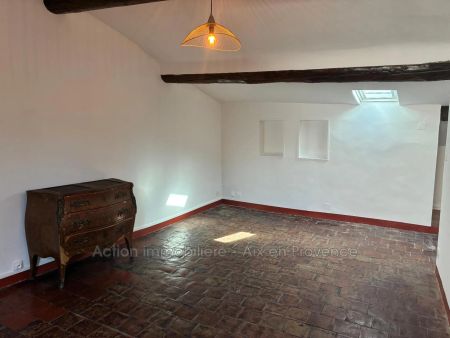Location appartement, Aix-en-Provence - Photo 2