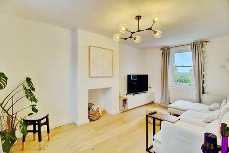 3 bedroom terraced house to rent - Photo 5