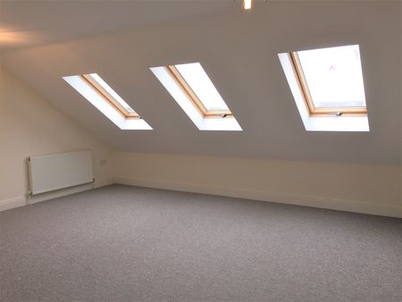 2 bedroom apartment to rent - Photo 2