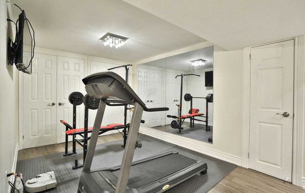 For Lease - 2100 Waycross Crescent, Mississauga, Ontario - Photo 1