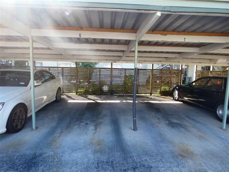 ELLERSLIE, 2 BEDROOMS - Photo 5