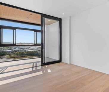 Brand New With A Great View 1 Bedroom 1 Study - Photo 5