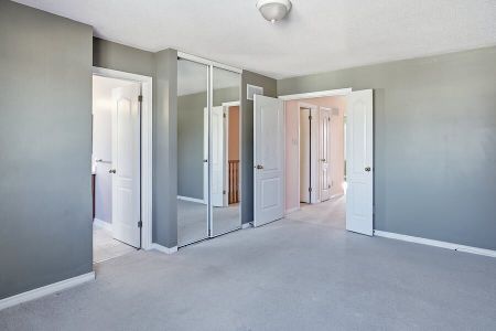 6075 Pineglade Crescent - Photo 4