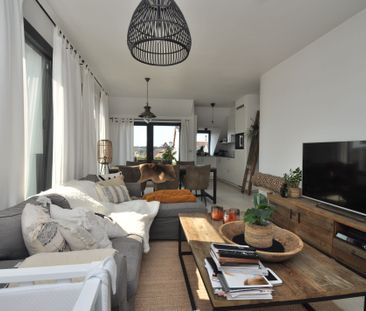 Uniek appartement met een samenspel van authenticiteit en tijdloze ... - Photo 4