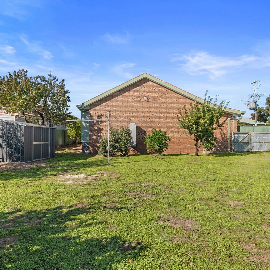 60 Somerville Street, Flora Hill, Vic 3550 - Photo 1