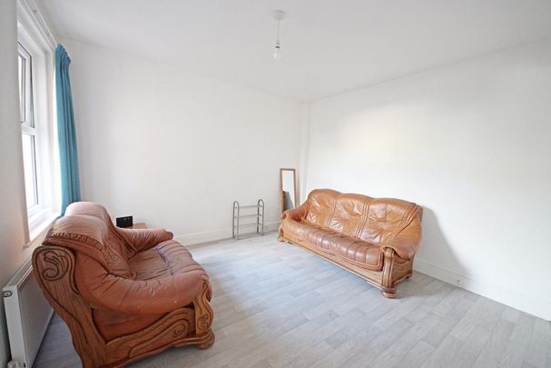 4 bedroom house to rent - Photo 1