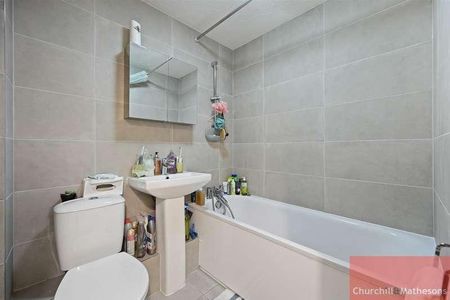 Curtis Drivewestcott Parklondon, W3 - Photo 3