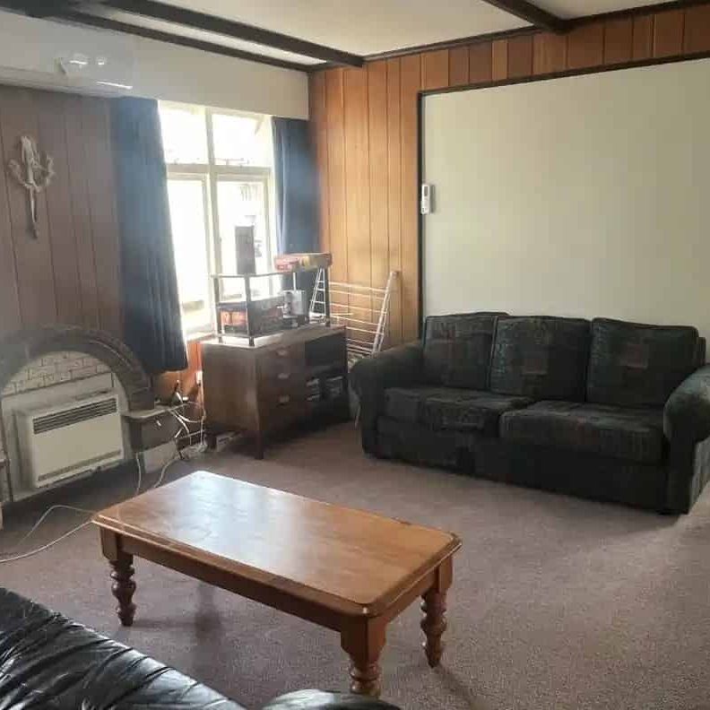 4 Bedroom home in Takaro - Photo 1