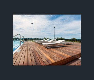 APARTMENT WITH STUNNING VIEWS - Photo 6