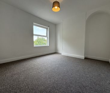Springfield Road, Grantham - Photo 2