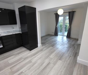 3 bedroom terraced house to rent - Photo 6