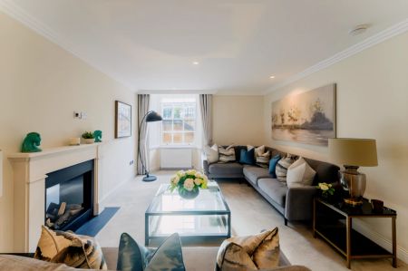 2Bedrooms, 3Bathrooms - Photo 3