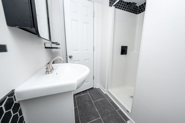 For Lease - 38 Hiley Avenue, Ajax, Ontario - Photo 1